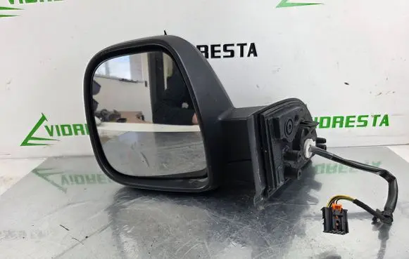 Front door electric wing mirror