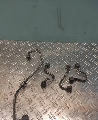 Seat Ibiza IV (6J,6P) Fuel injector supply line/pipe 