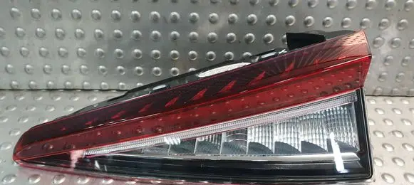 Skoda Enyaq iV Tailgate rear/tail lights S26380562 5LG945308C