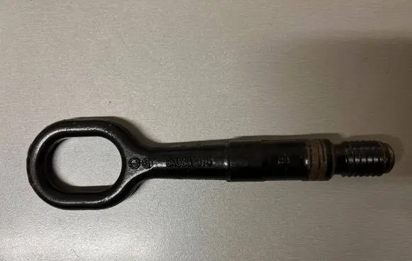 Volkswagen Golf VII Towing hook eye 8K0805615