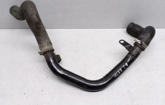 Audi A6 S6 C4 4A Engine coolant pipe/hose