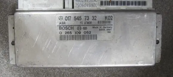 Mercedes-Benz E W210 ESP (stability system) control unit 0175457332 0265109052