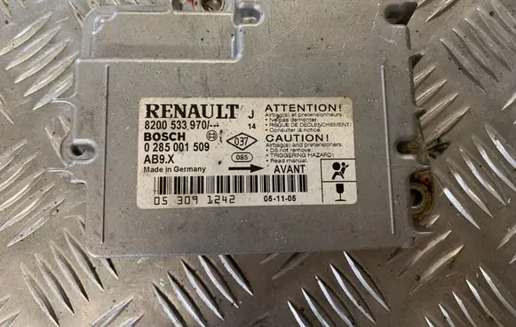 Renault Modus Airbag control unit/module 8200533970