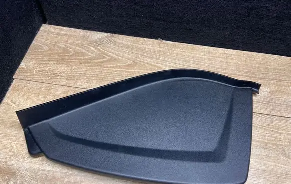Land Rover Discovery 5 Dashboard side end trim HY3204481A