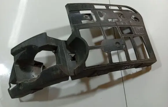 Renault Laguna II Front bumper mounting bracket G000146983