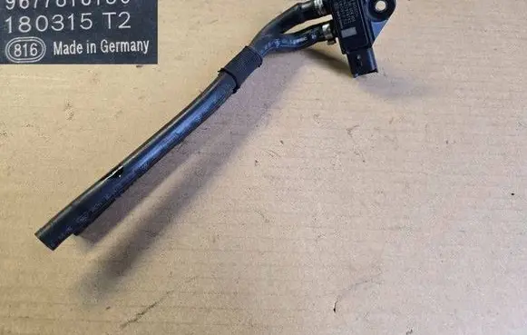 Toyota Proace Exhaust gas pressure sensor 0281006300 9677816180 180315T2