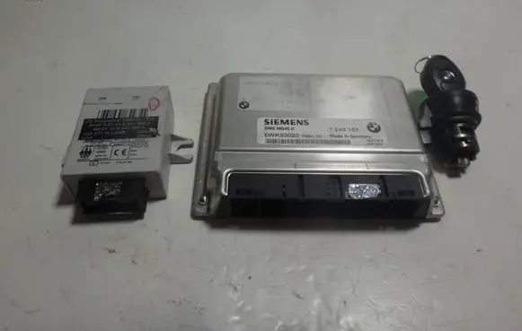 BMW 3 E46 Engine control unit/module 7543157