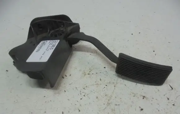 Jaguar S-Type Accelerator pedal position sensor XR83-9F836-AB