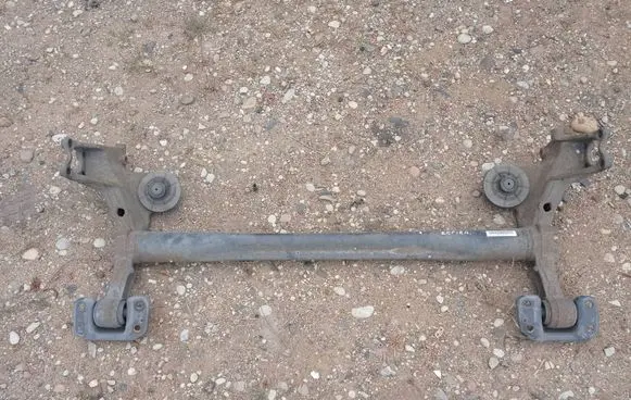 Opel Zafira C Rear axle beam 94AAMKF12A111502