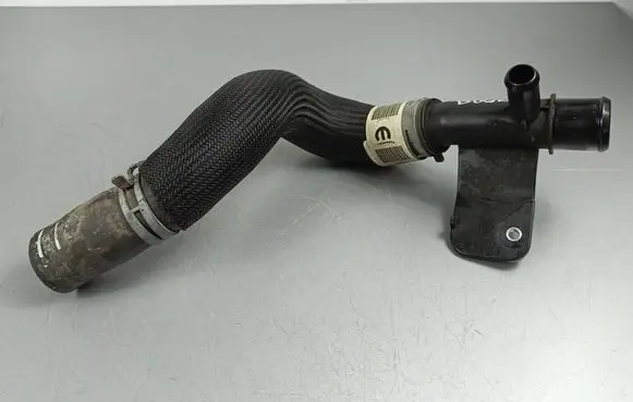 Jeep Wrangler Engine coolant pipe/hose 68310710AA