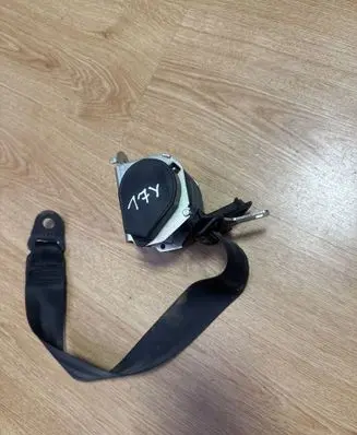 Peugeot 407 Rear seatbelt 7030122 0402095 E506452