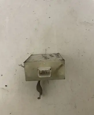 Toyota Avensis T250 Door control unit/module 8974105070