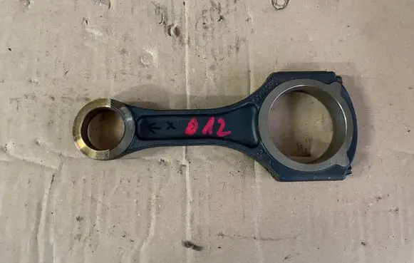 Mercedes-Benz C W204 Connecting rod/conrod 65100