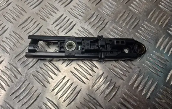 Volkswagen Polo V 6R Seat belt adjustment rail 3C8857819