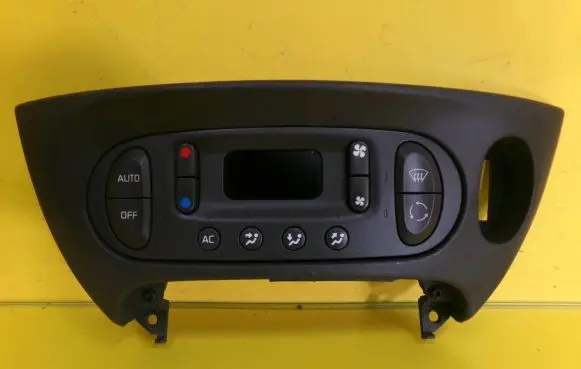 Renault Scenic I Climate control unit 7700435401