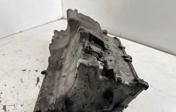 BMW X1 E84 Oil sump 7601946 11137601946