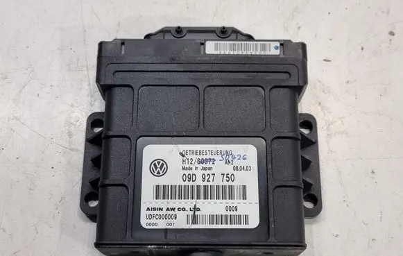 Volkswagen Touareg I Gearbox control unit/module 09D927750