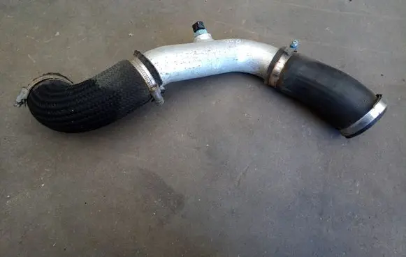 Hyundai Santa Fe Intercooler hose/pipe