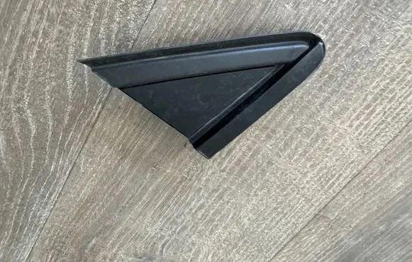 Renault Symbioz Other exterior part 638608613R 638603787R