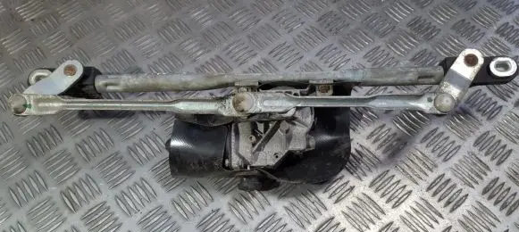 Fiat Panda II Front wiper linkage and motor