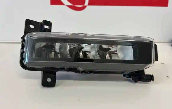 BMW X1 F48 F49 Front fog light 63177433788 6317743378809 18082019