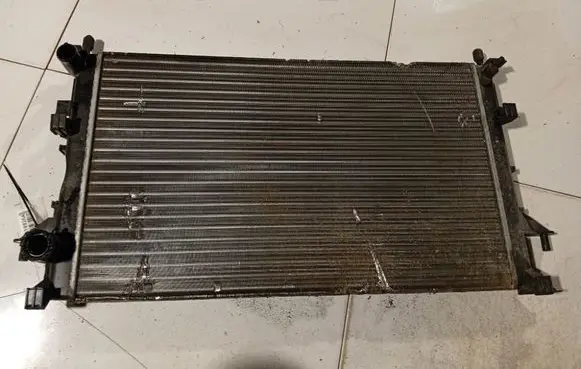 Coolant radiator