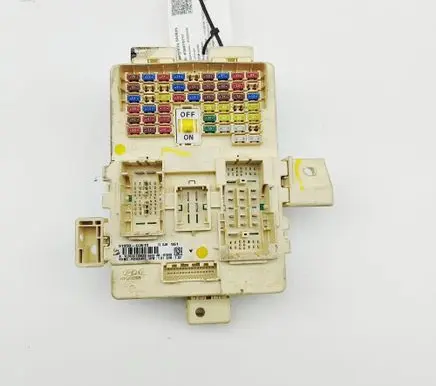 Hyundai Tucson TL Fuse module 91950D3610