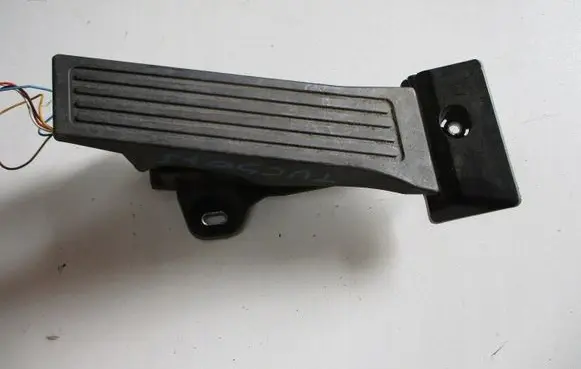 Hyundai H-1, Starex, Satellite Accelerator throttle pedal 08040101778