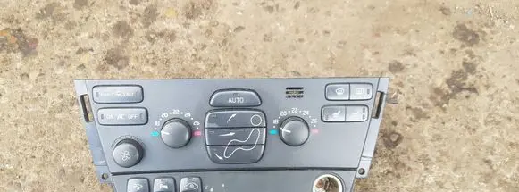 Volvo V70 Climate control unit 30746022