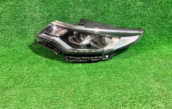 KIA Optima Headlight/headlamp