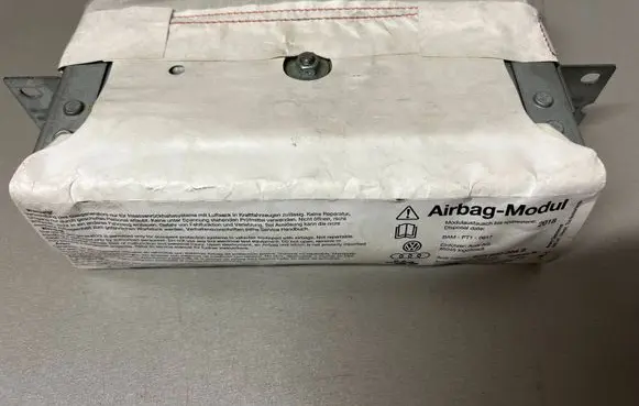 Audi A2 Passenger airbag 8Z0880204B 03037038