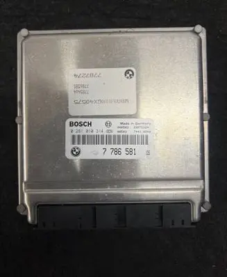 BMW 5 E39 Engine control unit/module 7786581 28RTE684 0281010314