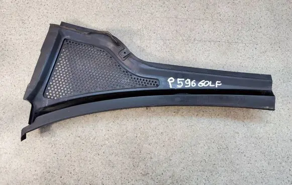 Volkswagen Golf VII Wiper trim 5G1819404B13 5G1819404B