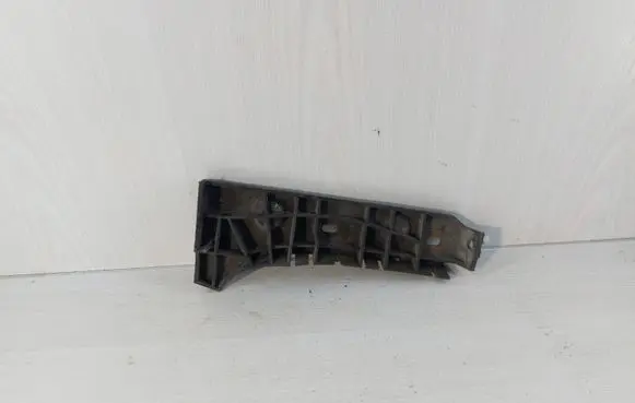Audi A6 S6 C5 4B Front bumper mounting bracket 4B0807284B