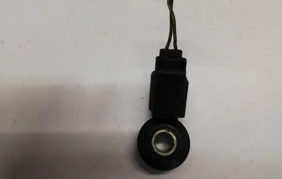 Jaguar X-Type Detonation knock sensor 