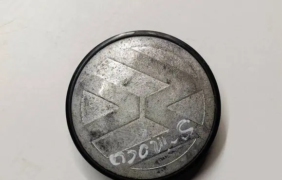 Volkswagen Scirocco Original wheel cap 3B7601171S8 3B7601171