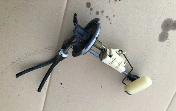 Volkswagen Sharan Fuel level sensor 