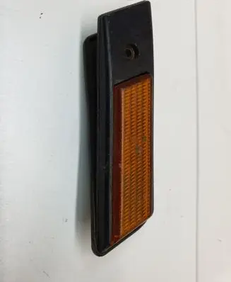 BMW 3 E36 Front fender indicator light 13780139