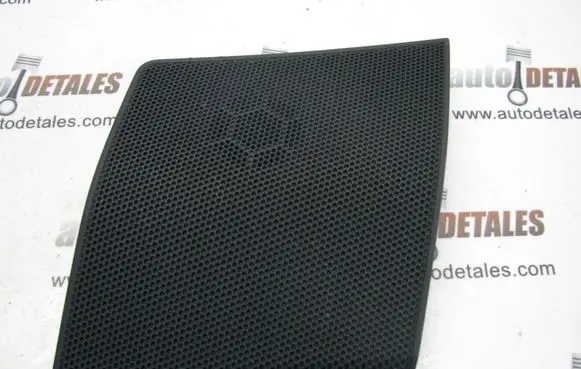 Side speaker trim/cover