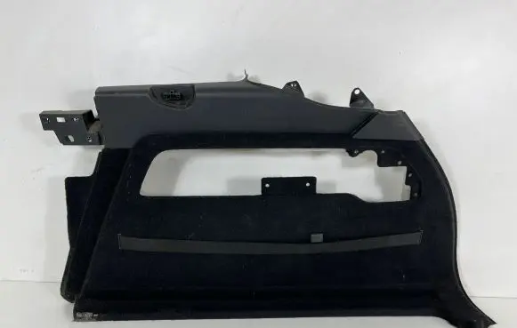 Trunk/boot side trim panel