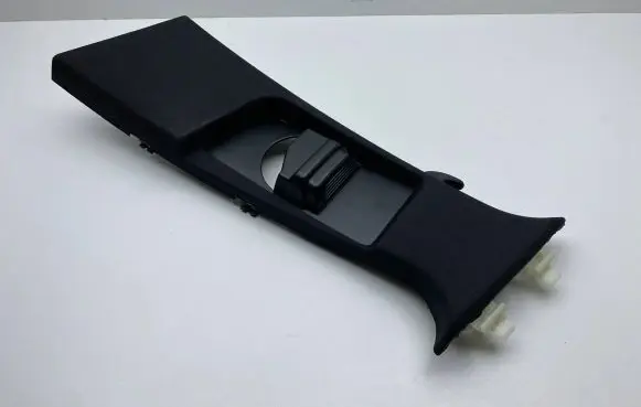 Mercedes-Benz E W212 (B) pillar trim (top) A2126900325 A2126900330