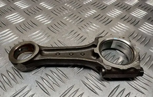 Opel Astra H Connecting rod/conrod 