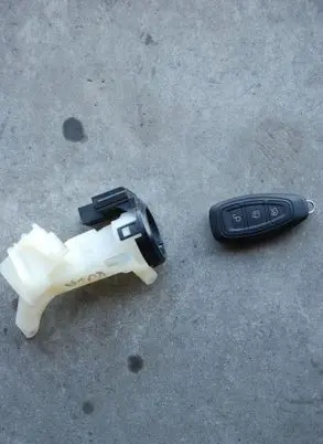 Ford Kuga I Ignition lock 163KM
