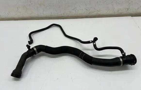 BMW 1 F20 F21 Engine coolant pipe/hose 8602027
