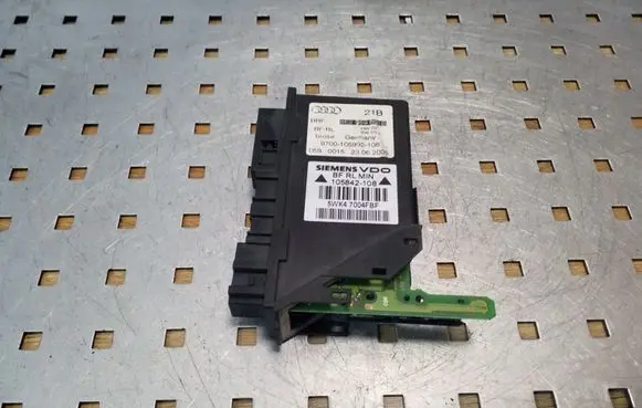 Audi A4 S4 B7 8E 8H Other control units/modules 8E2959801B 105842108