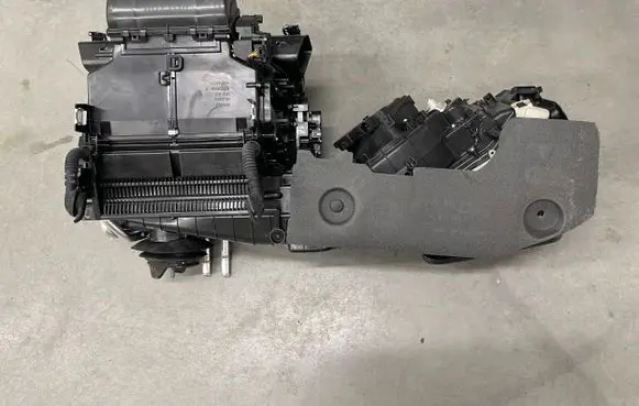Audi A4 S4 B9 Interior heater climate box assembly 8W1820005AT
