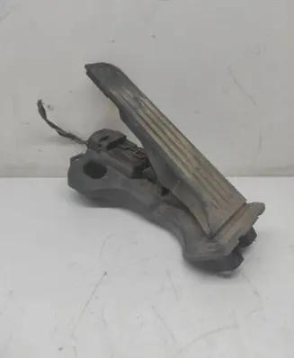 Volkswagen PASSAT B6 Accelerator throttle pedal 1K1723503L 6PV00860001