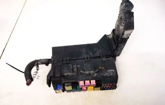 Nissan X-Trail T30 Fuse box set 71545078 7154-5078