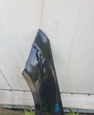 Mercedes-Benz C AMG W204 Fender