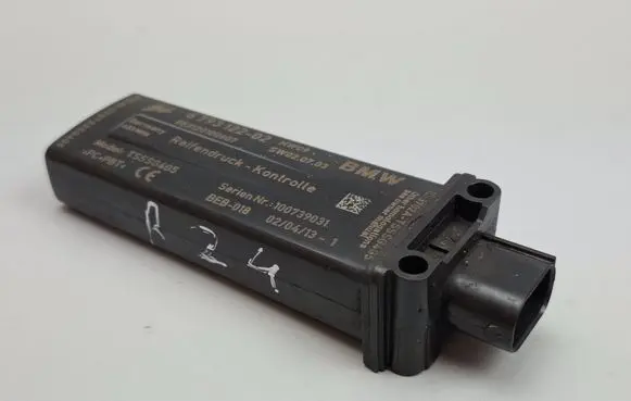 BMW X5 E70 Tire pressure control unit 6793122 100739031 053120100607